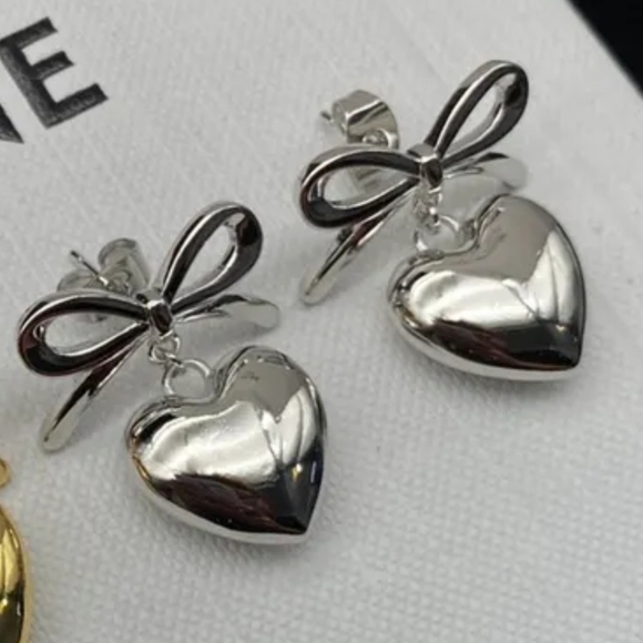 Silver Heart Bow Earrings - Picture 3 of 3